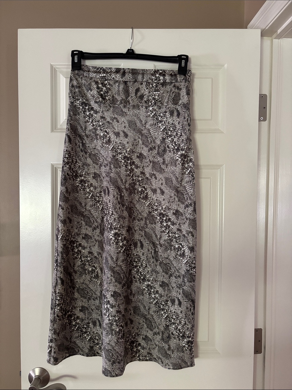 Free People Snake-Print Maxi Skirt ☮️
